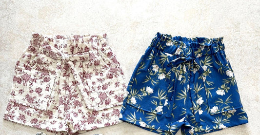 Girls Linen Blend Flower Print Easy Shorts image 0