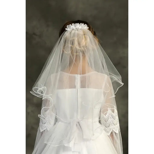 Flower Comb Veil image 0