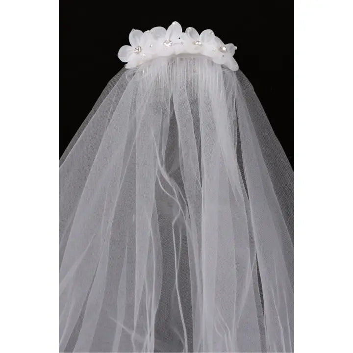 Flower Comb Veil image 1